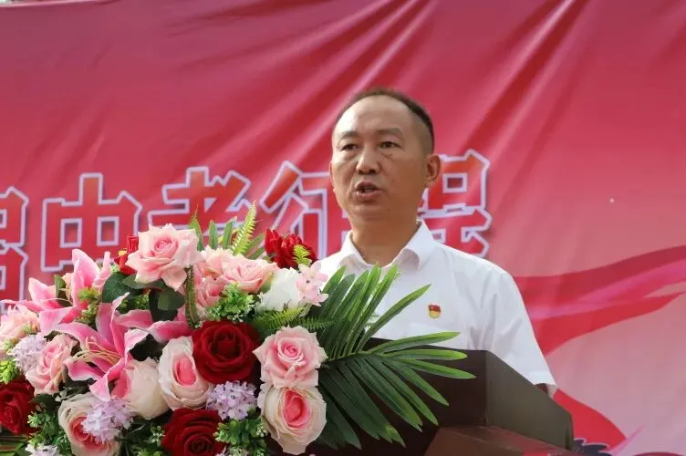 迎国庆铸强国理想 聚合力启中考征程——灌阳县民族中学召开九年级师生双线会议,同心备战2027-第41张图片-四季读书网 迎国庆铸强国理想 聚合力启中考征程——灌阳县民族中学召开九年级师生双线会议,同心备战2027-第41张图片-四季读书网