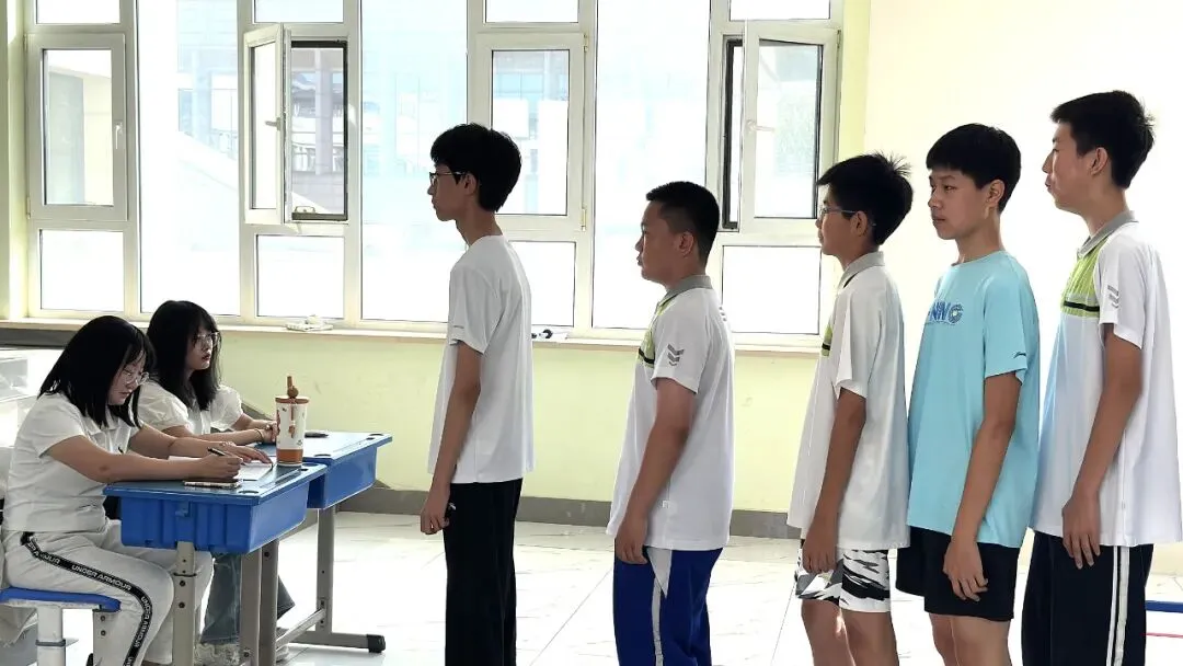 吉大英才·中考体测||以测促练强体魄 运动逐光展风采——记长春新区吉大英才教育集团八年级体育过程性考核-第9张图片-四季读书网 吉大英才·中考体测||以测促练强体魄 运动逐光展风采——记长春新区吉大英才教育集团八年级体育过程性考核-第9张图片-四季读书网