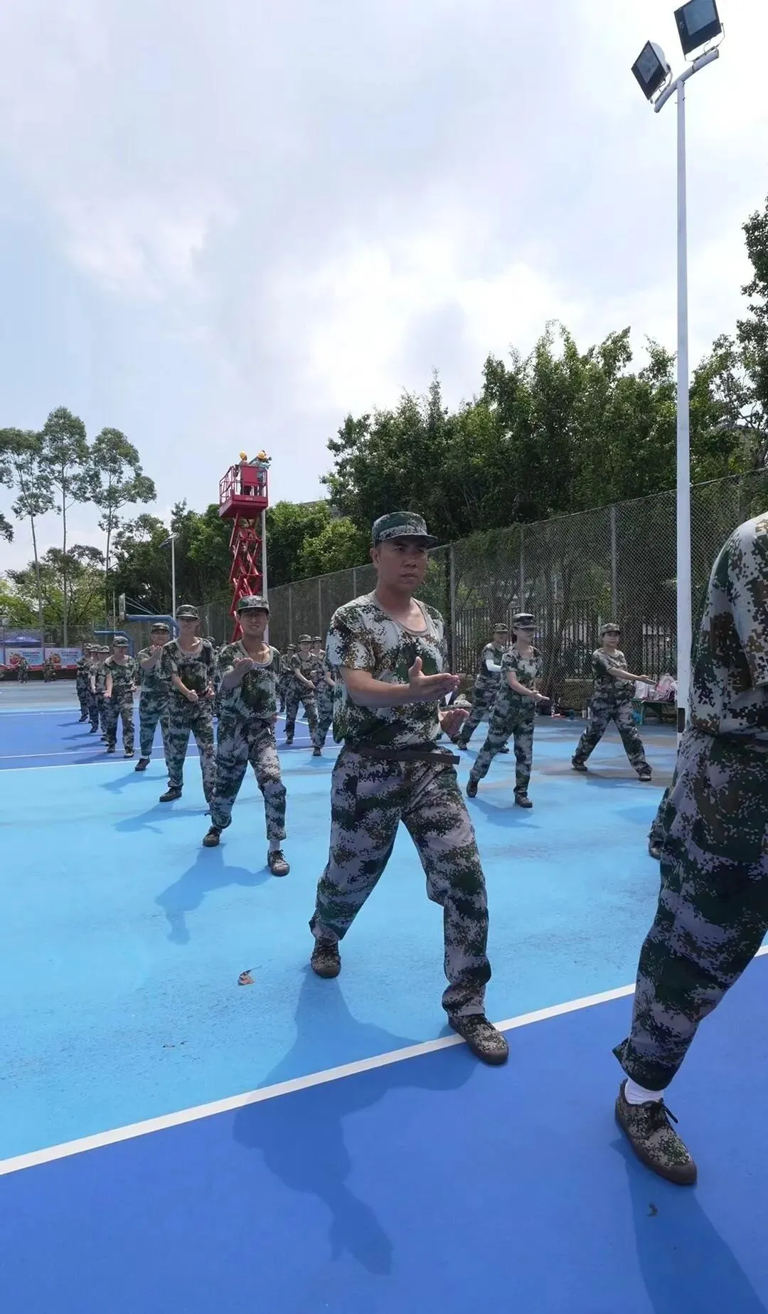 41岁,重读大一:重返高考的中年人,为何扎堆这个专业?-第5张图片-四季读书网 41岁,重读大一:重返高考的中年人,为何扎堆这个专业?-第5张图片-四季读书网