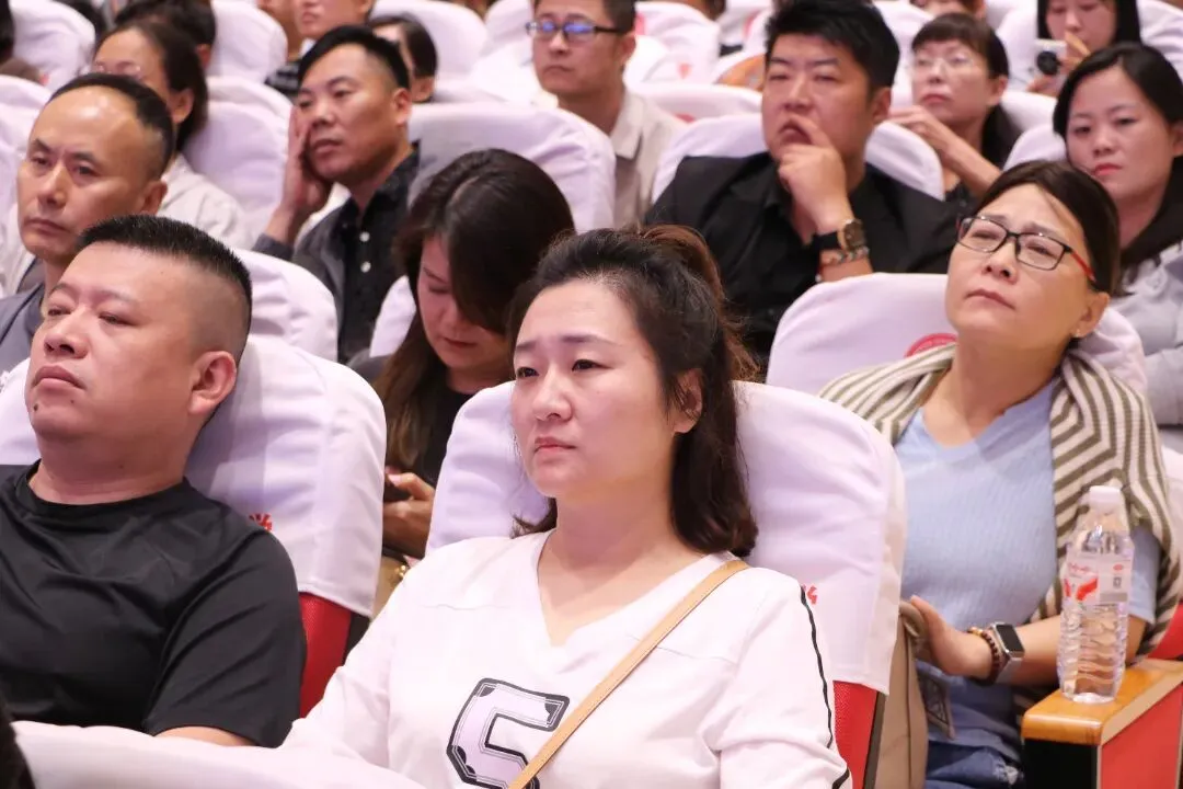 选科不迷茫!衡大高一家长会:专家解读新高考,奥赛赋能多元升学-第4张图片-四季读书网 选科不迷茫!衡大高一家长会:专家解读新高考,奥赛赋能多元升学-第4张图片-四季读书网