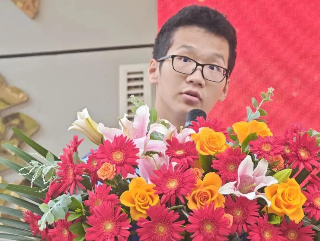 鏖战二百六十天 决胜中高考-第11张图片-四季读书网 鏖战二百六十天 决胜中高考-第11张图片-四季读书网