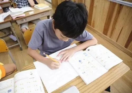 初一升初二,成绩大退步的根源,再不知道就晚了-第4张图片-四季读书网
