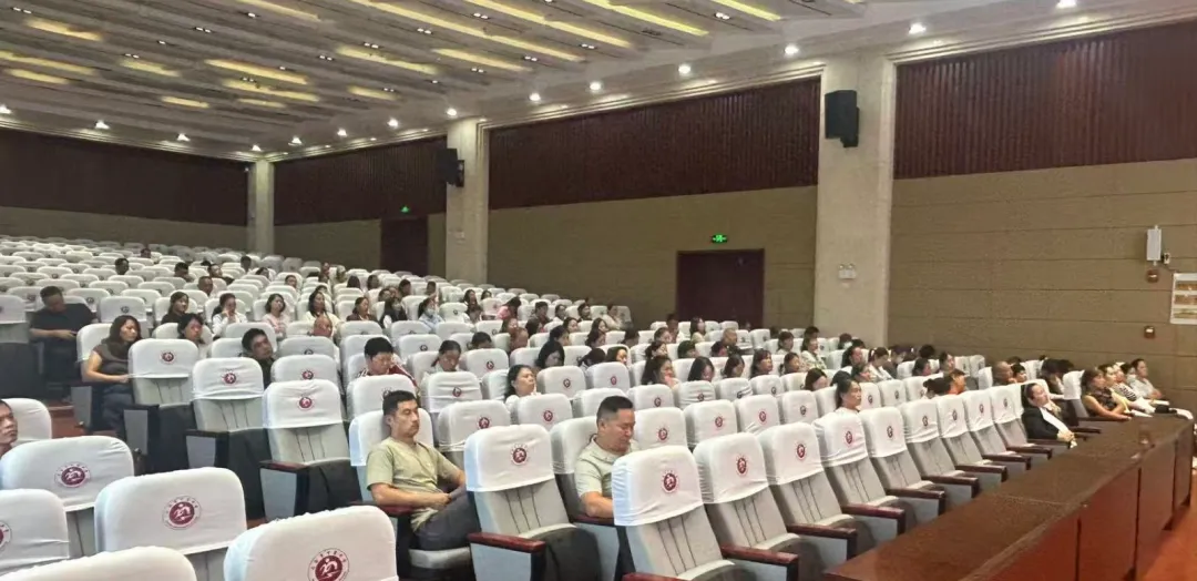 筑梦初三,家校携手——下蜀中学初三年级家长会-第10张图片-四季读书网