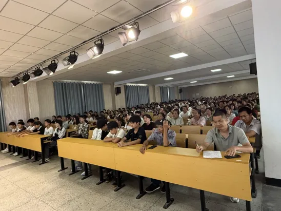 凝心聚力战中考 家校同心助成长-第5张图片-四季读书网 凝心聚力战中考 家校同心助成长-第5张图片-四季读书网