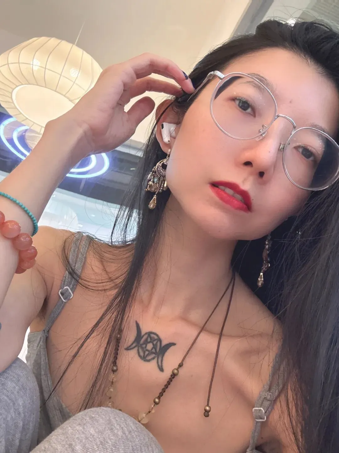 上帝的天赋之学业显化|中考将自己考差,入学后恢复正常水平,然后就给我颁奖年级进步最大-第1张图片-四季读书网
