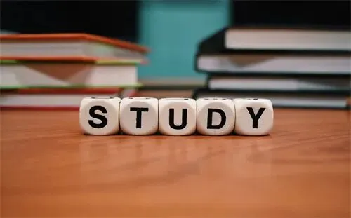 从高考赛道转 A-level 申英本,冲刺 UCL/LSE 热门专业,筹备周期要多长?-第2张图片-四季读书网 从高考赛道转 A-level 申英本,冲刺 UCL/LSE 热门专业,筹备周期要多长?-第2张图片-四季读书网