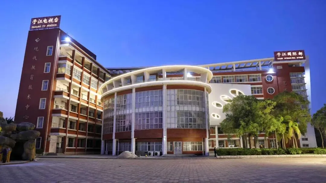 纠结!港澳台侨籍孩子在闽南读书,选福建高考还是全国联招?-第21张图片-四季读书网 纠结!港澳台侨籍孩子在闽南读书,选福建高考还是全国联招?-第21张图片-四季读书网