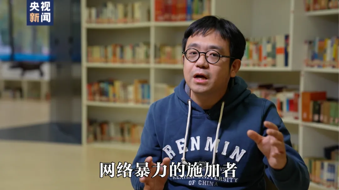 曾因“高考百日誓师”热血演讲遭网暴的女孩符文迪,已保研至中国人民大学,将就读新闻传播学专业-第10张图片-四季读书网