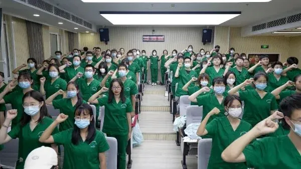 2026高考魔幻反转:动物医学分数线反超临床医学!这届考生在算一笔狠账-第3张图片-四季读书网