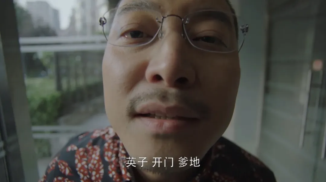 门锁被爸妈拆掉后,初三男孩竟开始逃学、抽烟喝酒!孩子这4个叛逆行为,背后藏着的真相是-第1张图片-四季读书网 门锁被爸妈拆掉后,初三男孩竟开始逃学、抽烟喝酒!孩子这4个叛逆行为,背后藏着的真相是-第1张图片-四季读书网
