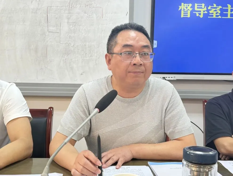 凝心聚力战中考 笃行实干启新程|东观初中召开 26年秋季毕业班工作会-第20张图片-四季读书网 凝心聚力战中考 笃行实干启新程|东观初中召开 26年秋季毕业班工作会-第20张图片-四季读书网