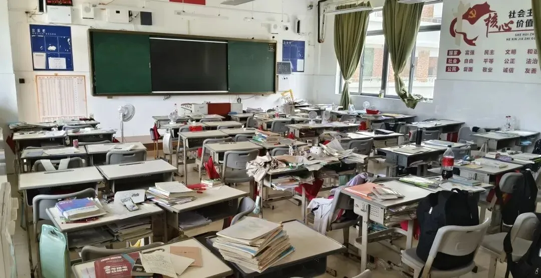 丁建强:谜底揭晓,终于知道高考后他们的去处-第2张图片-四季读书网