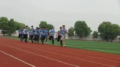 哈尔滨家长别踩坑!中考体育盲目加量训练,孩子练出伤病得不偿失-第2张图片-四季读书网 哈尔滨家长别踩坑!中考体育盲目加量训练,孩子练出伤病得不偿失-第2张图片-四季读书网