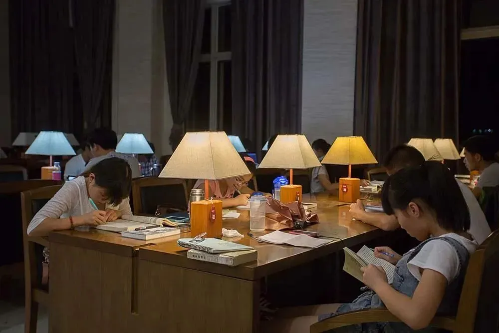 高考500分以内,想走师范路线,这5所省属师范大学录取分数低,26届生及家长重点了解-第2张图片-四季读书网 高考500分以内,想走师范路线,这5所省属师范大学录取分数低,26届生及家长重点了解-第2张图片-四季读书网