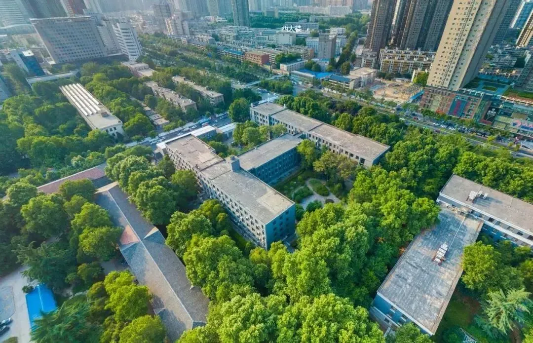高考500分以内,想走师范路线,这5所省属师范大学录取分数低,26届生及家长重点了解-第3张图片-四季读书网 高考500分以内,想走师范路线,这5所省属师范大学录取分数低,26届生及家长重点了解-第3张图片-四季读书网
