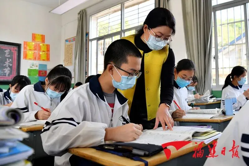 大曝光!福建初三“神兽们”的校园生活!-第14张图片-四季读书网