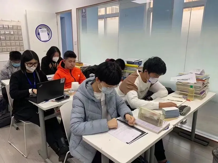 廊坊锐满分教育初一/七年级一对一补习怎么样,3-8人班课课程安排,英语单词速记收费-第8张图片-四季读书网 廊坊锐满分教育初一/七年级一对一补习怎么样,3-8人班课课程安排,英语单词速记收费-第8张图片-四季读书网