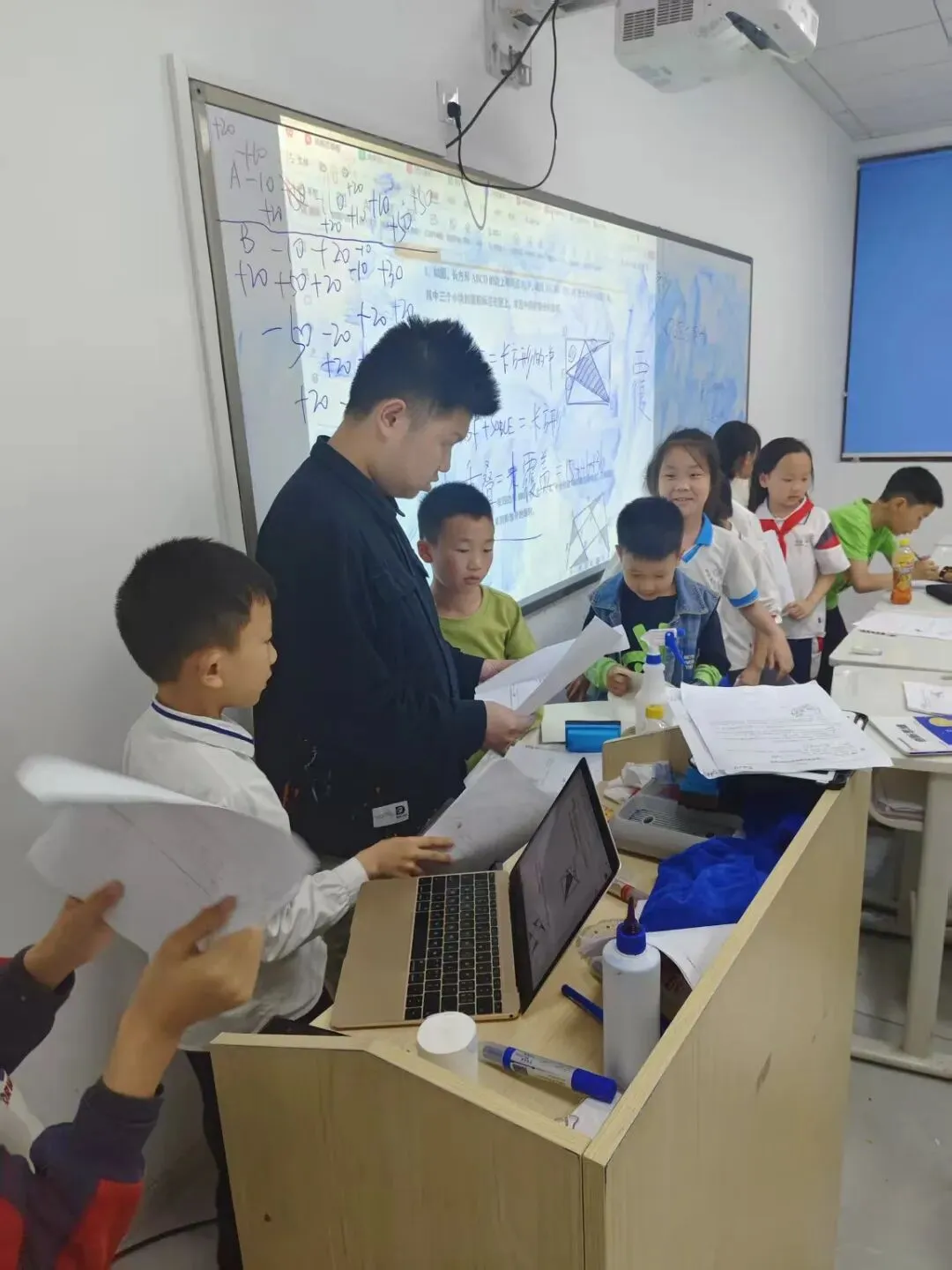尚学2027六升初一创新A班课程体系发布-第44张图片-四季读书网 尚学2027六升初一创新A班课程体系发布-第44张图片-四季读书网