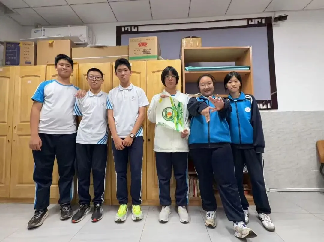 筑小组文化,聚同伴力量 初二铭恩二班 班级小组建设汇报班会-第44张图片-四季读书网 筑小组文化,聚同伴力量 初二铭恩二班 班级小组建设汇报班会-第44张图片-四季读书网