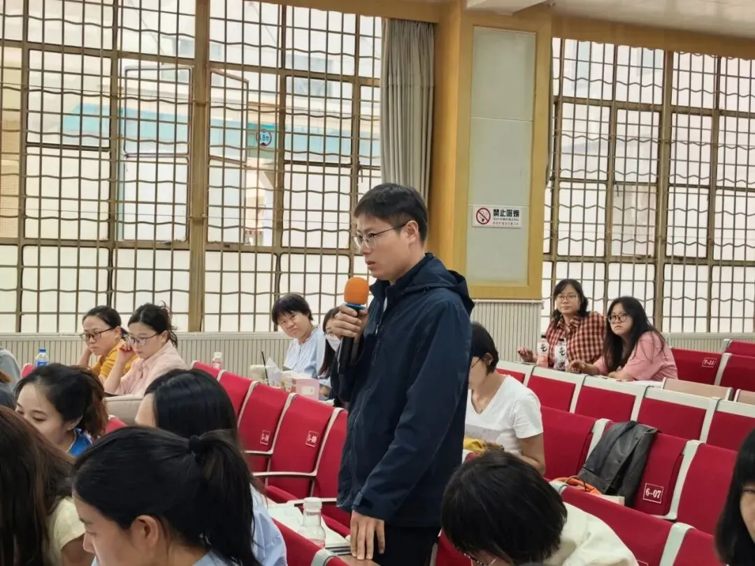 弘扬教育家精神 深研中考明方向-第29张图片-四季读书网