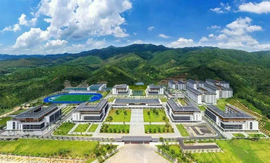 盘点广东12所最美大学!春季高考可报!本专科都有!-第36张图片-四季读书网