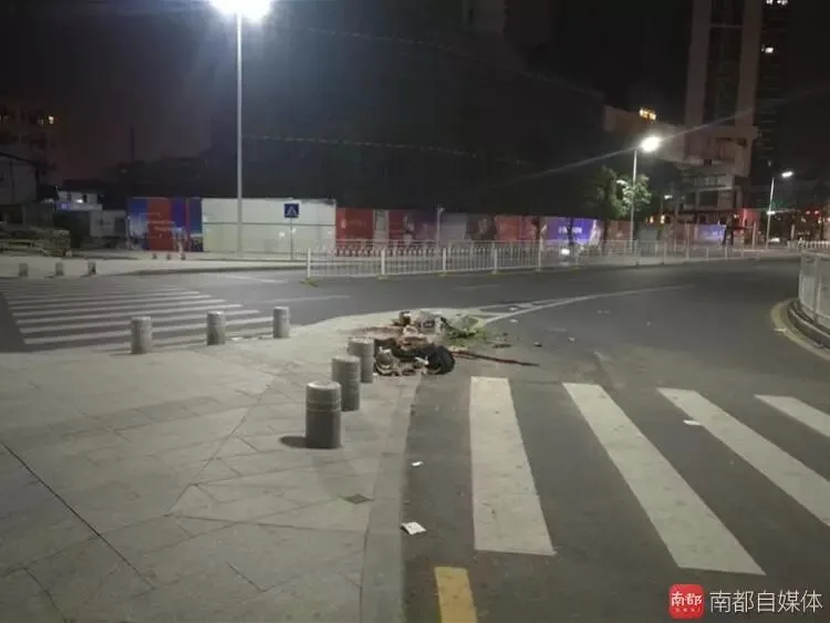 深圳初二学生骑电动车摔倒,被花盆割颈不幸身亡-第5张图片-四季读书网