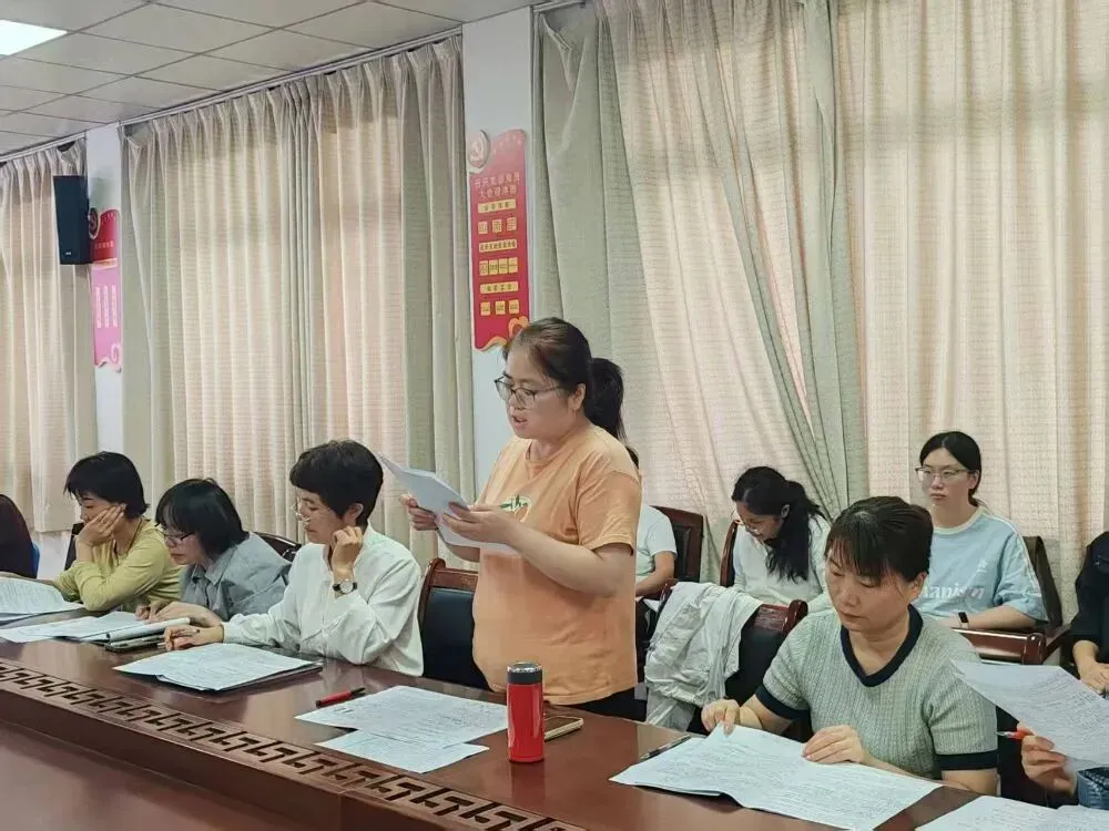 精研中考新方向,深耕语文课堂主阵地——建安区实验中学语文教研活动纪实-第11张图片-四季读书网
