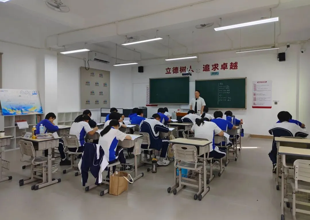 2027深圳中考人数再涨,中考真的会变难吗?-第10张图片-四季读书网