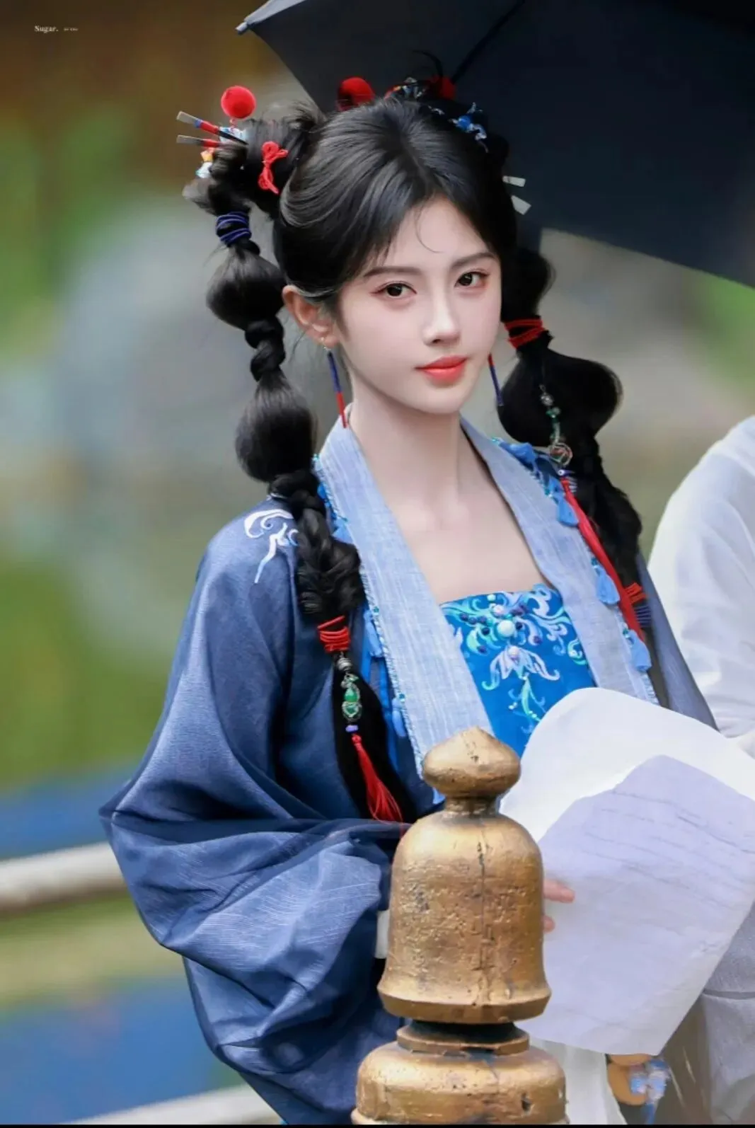 还没开播就登上试卷?鞠婧祎这部新剧有点东西-第6张图片-四季读书网
