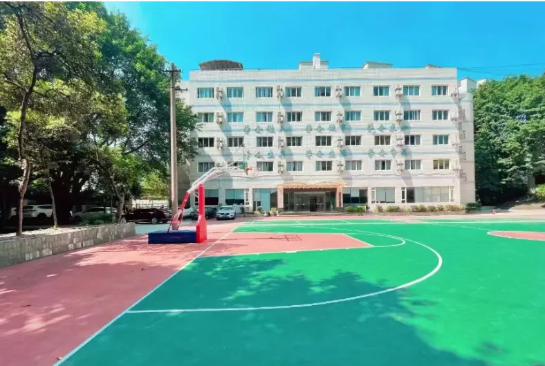 重庆高考全日制冲刺班 | 重庆奥林高三全托班 2027 学费标准及秋季入学条件-第7张图片-四季读书网