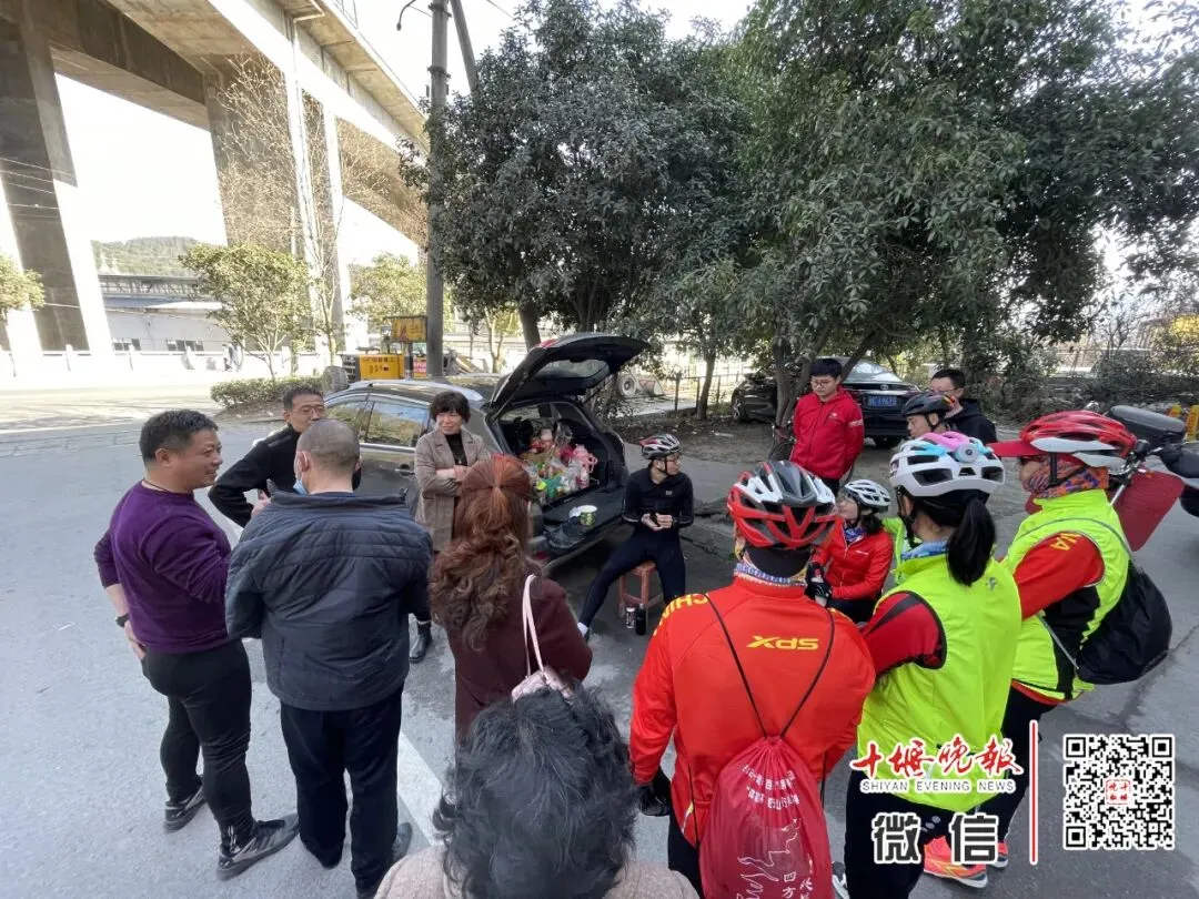 大年初三19:30,这个十堰小伙做到了!-第19张图片-四季读书网