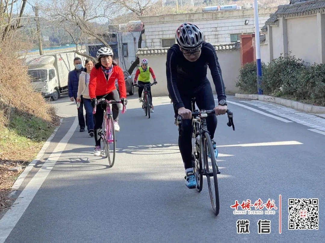 大年初三19:30,这个十堰小伙做到了!-第20张图片-四季读书网