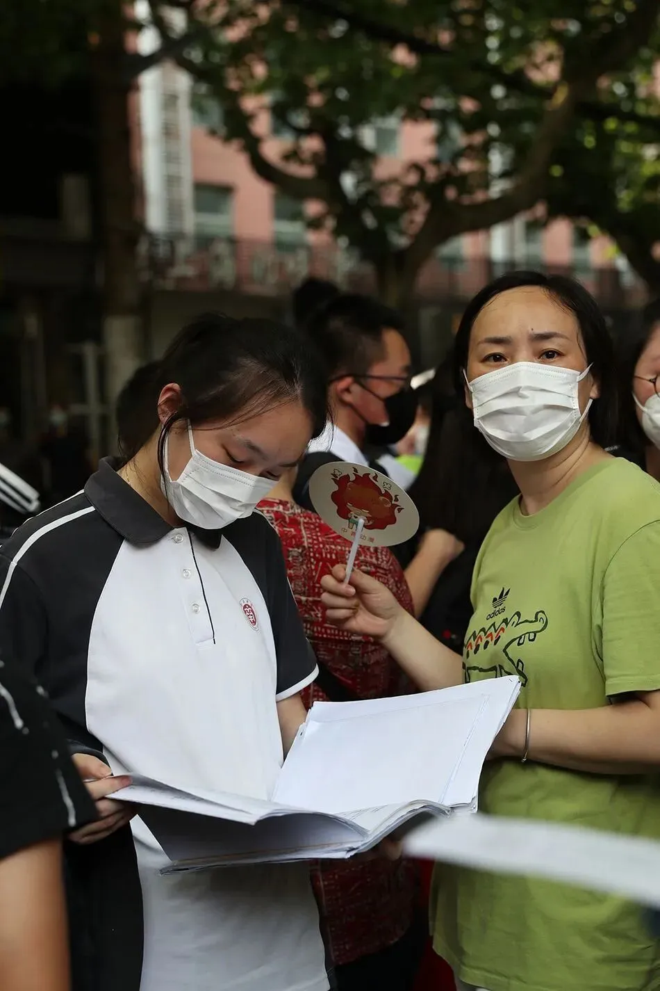 孩子上的是普通农村初中,但我研究了上海中考政策后,反而安心了-第2张图片-四季读书网
