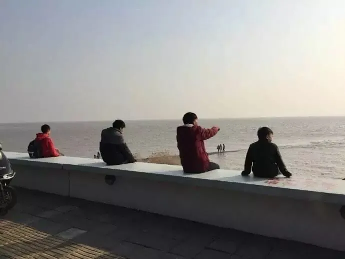 这个初二学生作文火了,家长更值得关注-第2张图片-四季读书网 这个初二学生作文火了,家长更值得关注-第2张图片-四季读书网