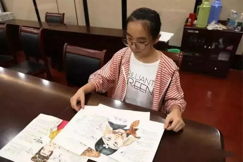初二女孩暑假作业走红,连人民日报都在转发!她的父母做对了什么?-第6张图片-四季读书网