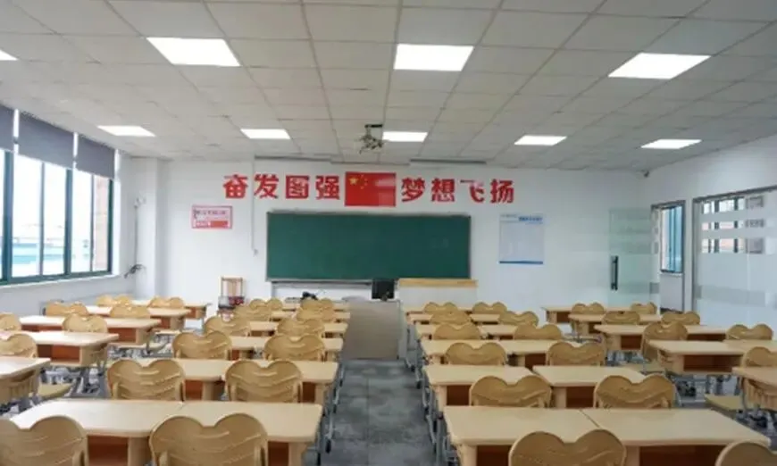南通鸿文2027届高考艺考生文化课复读班招生简章-第10张图片-四季读书网