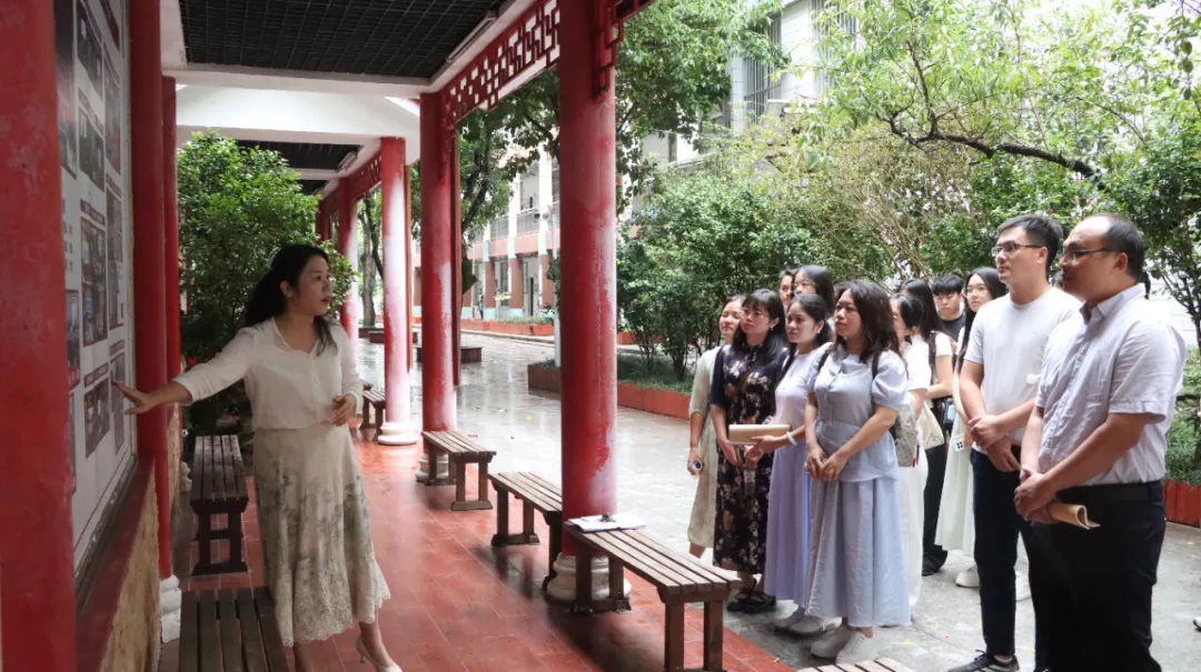 共研中考备考 同促课堂提质——来宾市第十中学到南宁市第十七中学开展第四期校际交流活动-第8张图片-四季读书网 共研中考备考 同促课堂提质——来宾市第十中学到南宁市第十七中学开展第四期校际交流活动-第8张图片-四季读书网