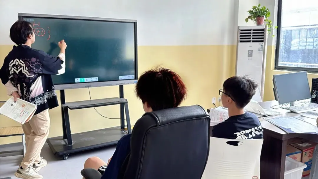 初三逆袭正当时|百问百答全封闭集训,沉浸式备战中考!-第12张图片-四季读书网 初三逆袭正当时|百问百答全封闭集训,沉浸式备战中考!-第12张图片-四季读书网