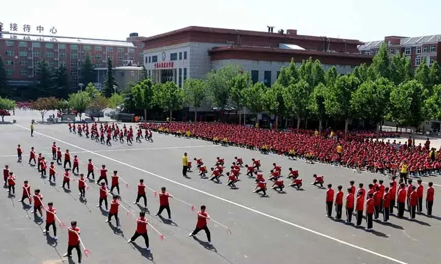 武校能保留学籍参加高考吗?小龙武校招生-第3张图片-四季读书网