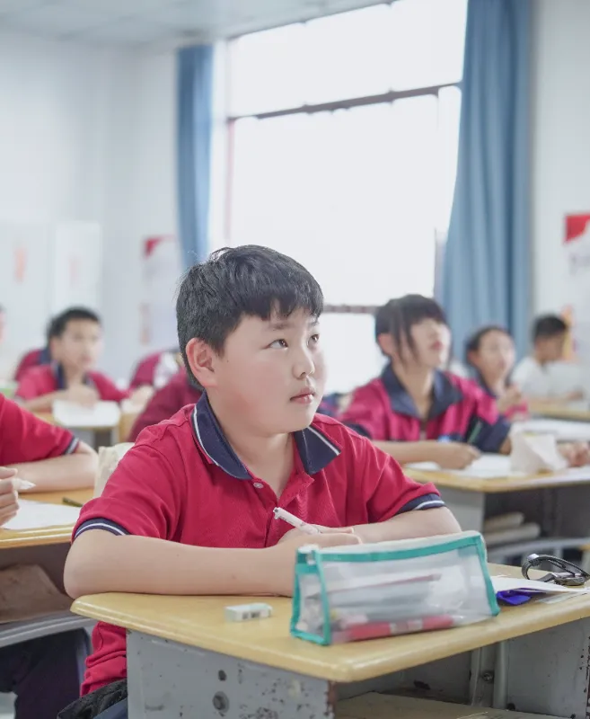 以爱育人,静待花开|初一家长会上,看见孩子在正道的每一步成长-第12张图片-四季读书网 以爱育人,静待花开|初一家长会上,看见孩子在正道的每一步成长-第12张图片-四季读书网