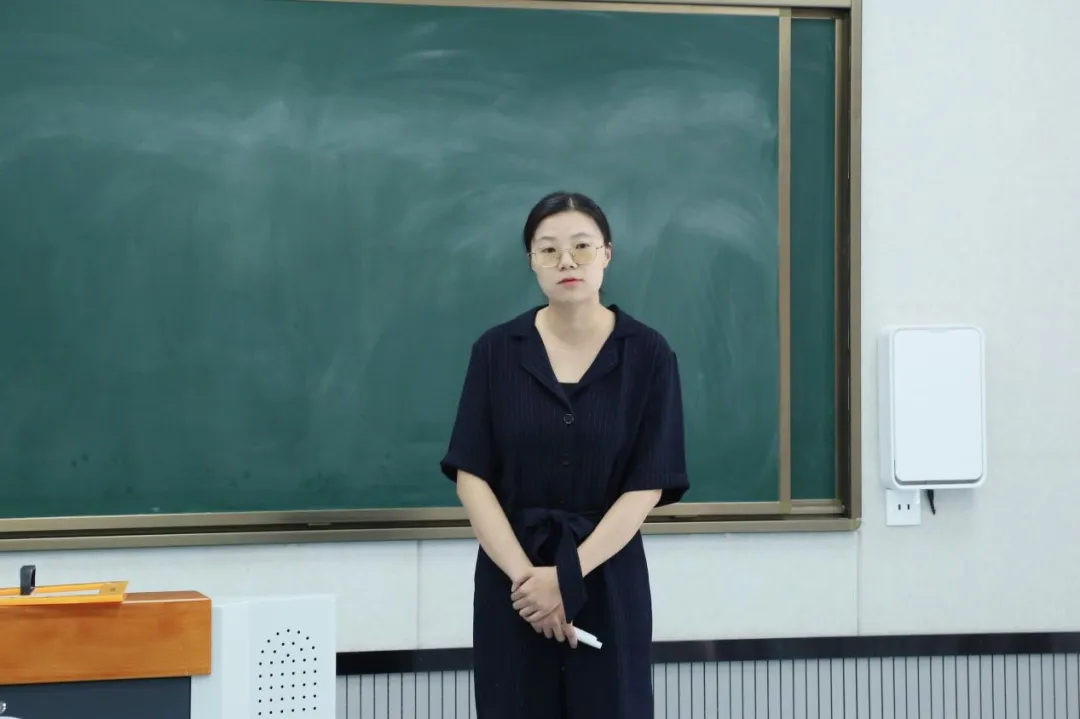 教研天地|精研中高考,研思促成长——云南师大附中呈贡学校“精研中、·创新讲题”文科专场比赛-第28张图片-四季读书网