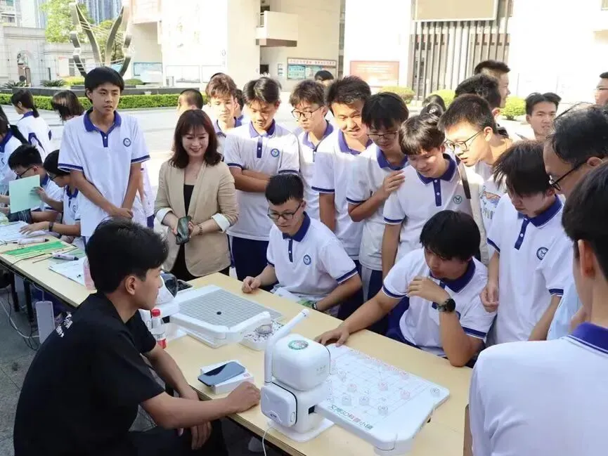 实干破题 白云作答——白云教育在全市高考备考大会上分享区域高质量备考实践-第6张图片-四季读书网