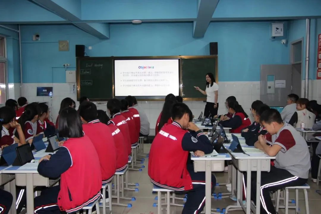校际共建聚合力,初三备考启新篇——记包头市第五十一中学与呼和浩特市第十六中学教育集团开展备考研讨交流活动-第6张图片-四季读书网 校际共建聚合力,初三备考启新篇——记包头市第五十一中学与呼和浩特市第十六中学教育集团开展备考研讨交流活动-第6张图片-四季读书网