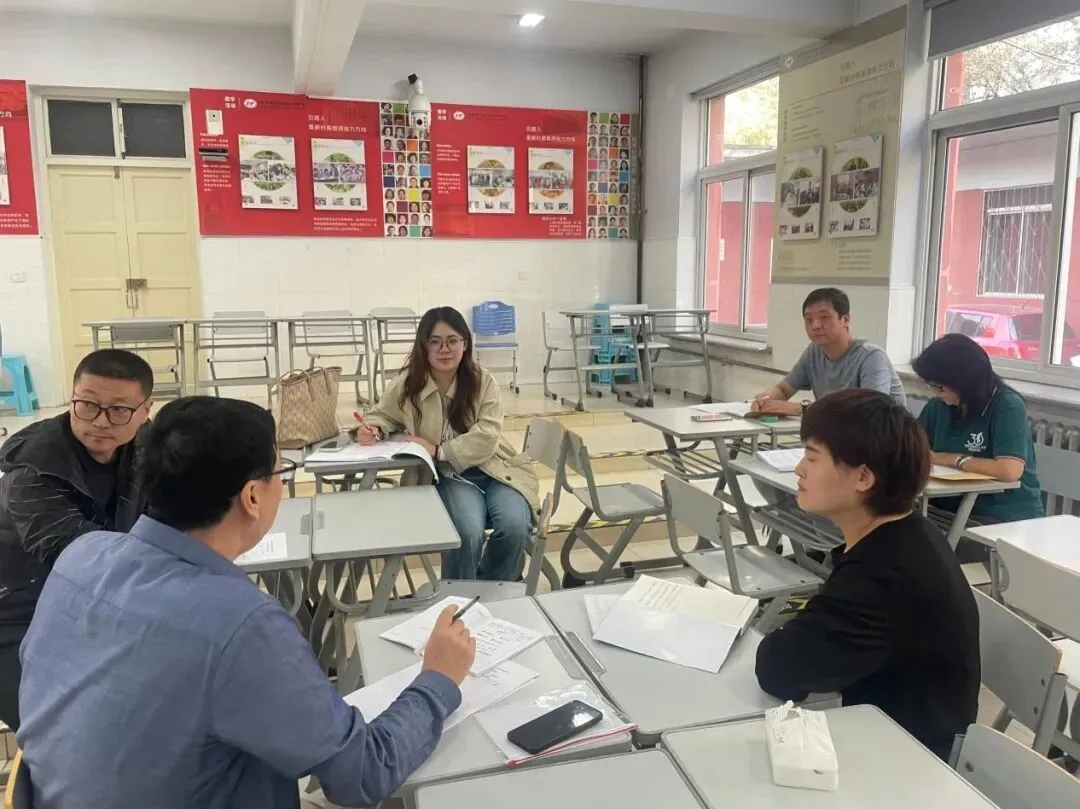 校际共建聚合力,初三备考启新篇——记包头市第五十一中学与呼和浩特市第十六中学教育集团开展备考研讨交流活动-第18张图片-四季读书网 校际共建聚合力,初三备考启新篇——记包头市第五十一中学与呼和浩特市第十六中学教育集团开展备考研讨交流活动-第18张图片-四季读书网