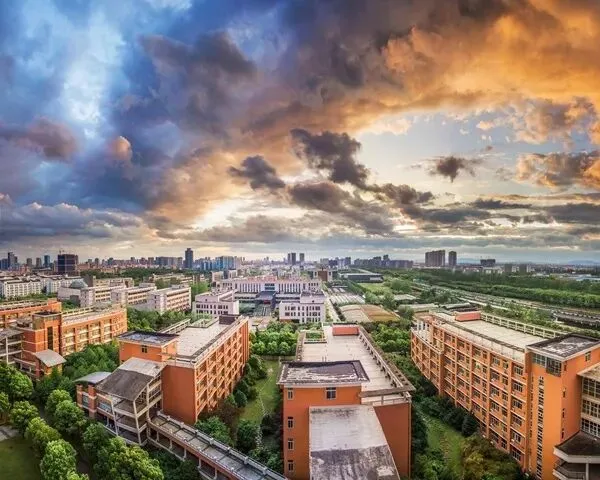 助力高考 | 中国计量大学与你携手同行,共待春风,速戳了解历年录取情况!-第5张图片-四季读书网 助力高考 | 中国计量大学与你携手同行,共待春风,速戳了解历年录取情况!-第5张图片-四季读书网