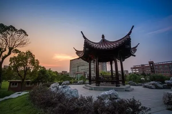 助力高考 | 中国计量大学与你携手同行,共待春风,速戳了解历年录取情况!-第7张图片-四季读书网 助力高考 | 中国计量大学与你携手同行,共待春风,速戳了解历年录取情况!-第7张图片-四季读书网