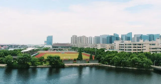助力高考 | 浙江工业职业技术学院与你同筑梦,伴前行,速戳了解历年录取情况!-第5张图片-四季读书网