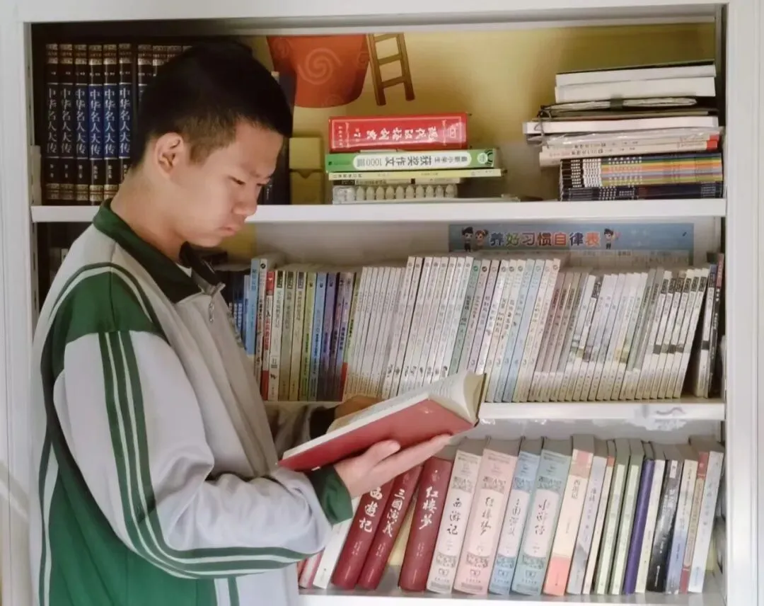 【跃升发展年】榜样在身边——马池口中学初三年级优秀学生事迹展播-第4张图片-四季读书网