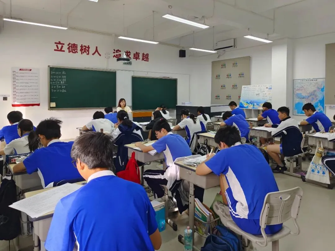 退步37名!深圳近三年高中排名大洗牌,初三家长必看!-第3张图片-四季读书网