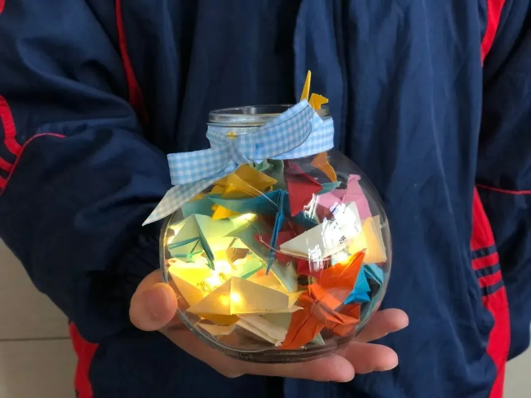 现场直击 | 浙江高三初三开学啦!有个家长激动地说…-第3张图片-四季读书网 现场直击 | 浙江高三初三开学啦!有个家长激动地说…-第3张图片-四季读书网